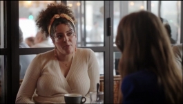 Emily in Paris - Season 04 Episode 02